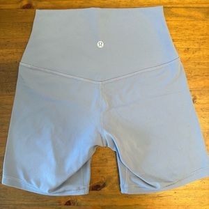 Lulu lemon align 6in short size 4